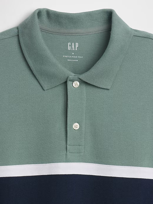Camisa Polo Stretch Piqué para hombre – Verde gris con rayas blancas y azules - GAP